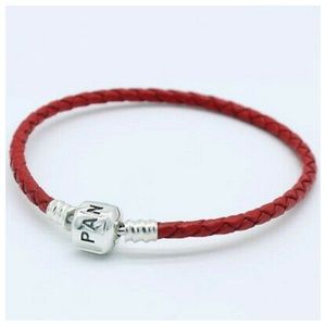 PANDORA RED LEATHER BRACELET ❤️